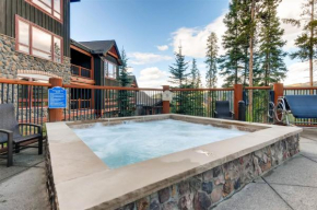 Luxury 2 Bedroom Ski In, Ski Out Mountain Vacation Rental Just Steps From The Snowflake Ski Lift In Breckenridge Breckenridge